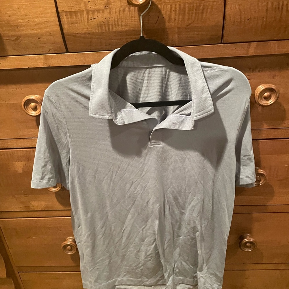Lululemon men’s gray polo shirt. Size medium